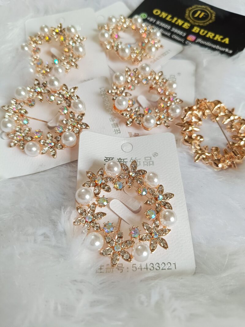 Brooch pins - Image 2